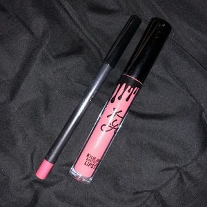 Kylie lip kit